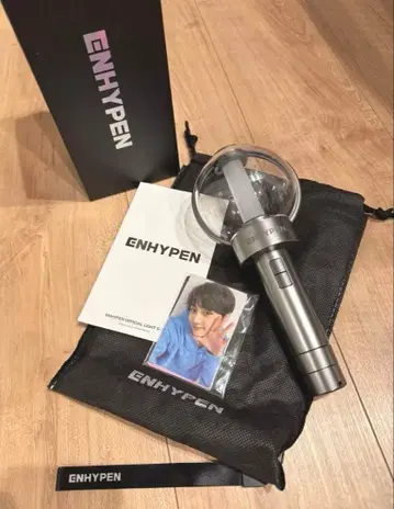 타 트레이딩 카드 서비스 있음! ENHYPEN 응원봉 Ver. 1
