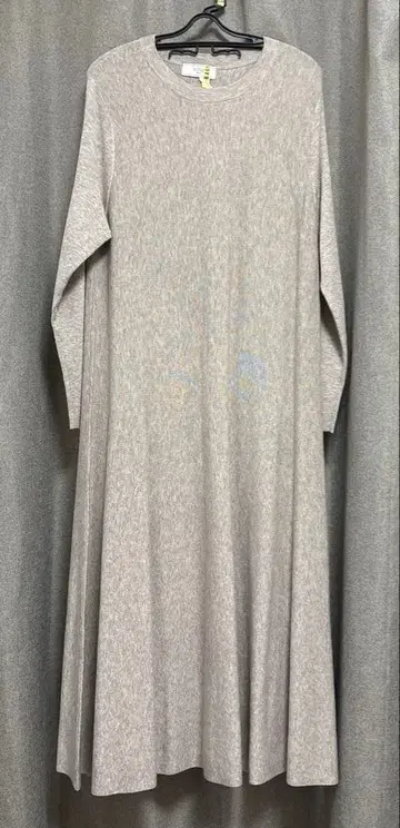 슬로브 이에나 니트 원피스