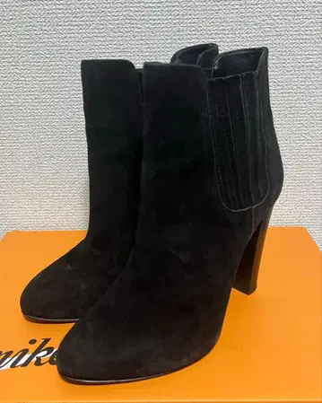 다이애나 숏부츠 사이드 고어 23cm 블랙 스웨이드