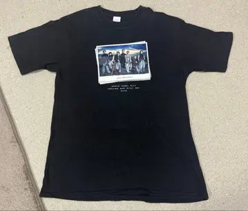 프린트 디자인 블랙 T셔츠