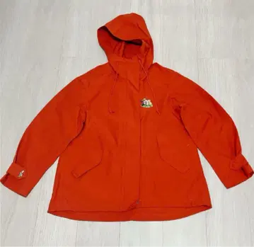 푸우 자수 UNIQLO 점퍼