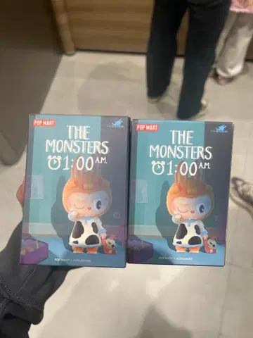 POP MART THE MONSTERS 01:00 AM 2개 세트