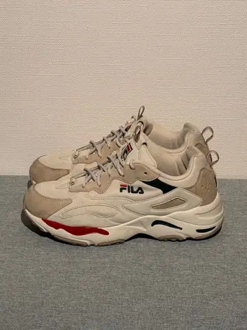 FILA 스니커즈 베이지/레드/블랙 JP 26.5cm