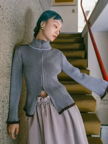 Bicolor Zip Knit Cardigan