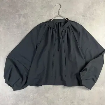 뷰티 앤 유스 키넥 풀오버 출퇴근 통학 오피스 캐주얼