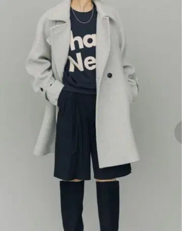 시착만 한 상품, 컨디션 최상! BABYLONE 바빌론 스테인 미들 코트