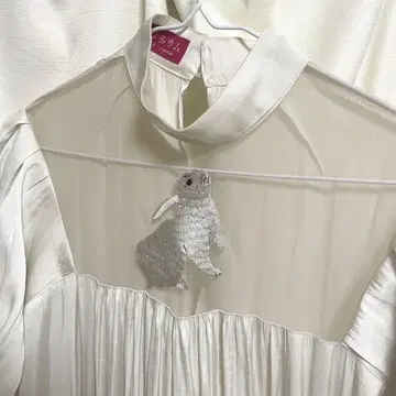 오토나시움 래빗 자수 롱 드레스