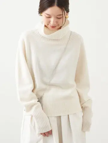 IENA 돌먼 하이넥 풀오버