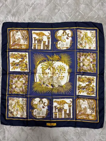 Salvatore Ferragamo 실크 스카프