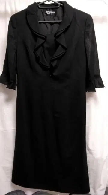 준 아시다 원피스 블랙 사이즈 9 (구제 의류)