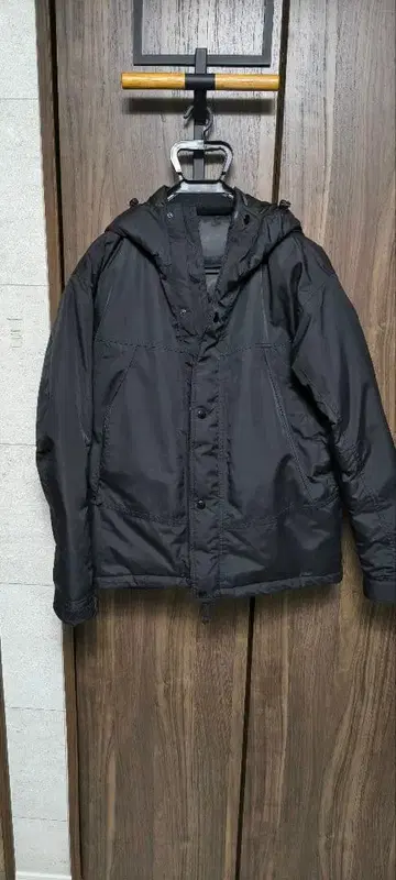 워크맨 이지스 다운 자켓 블랙