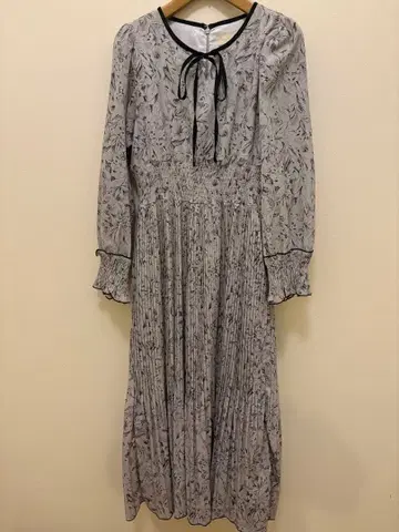 An Mille 꽃무늬 롱 슬리브 원피스