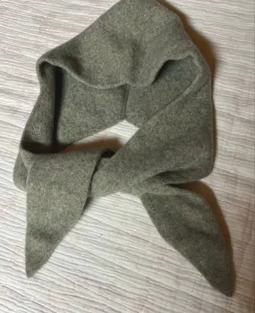 네스트로브 후디 머플러