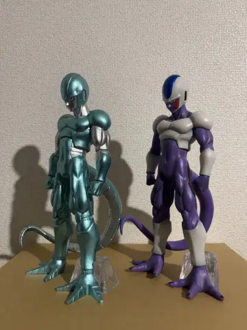 제일복권 드래곤볼 쿠우라 & 메탈 쿠우라 2체 세트