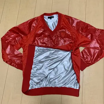 23구 SPORT 레드 V넥 긴팔 상의