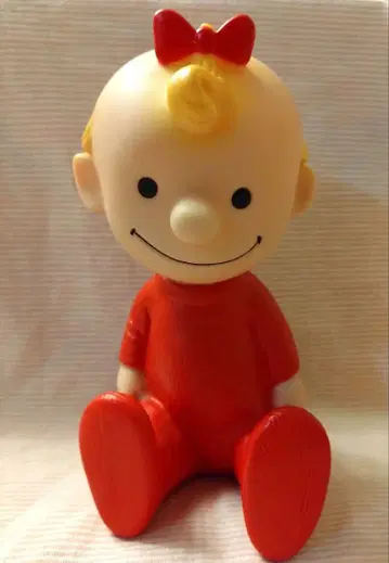 [레어] 메디콤토이 PEANUT 샐리 브라운 피규어