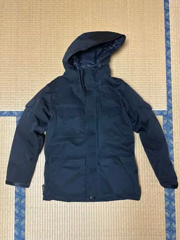 다운 자켓 블랙