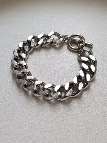 BEAMS 클래식 팔찌