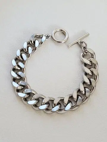 BEAMS 클래식 팔찌