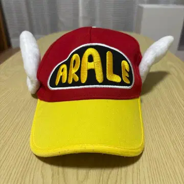 Dr. 슬럼프 아라레짱 모자