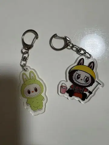 러브브 아크릴 키링