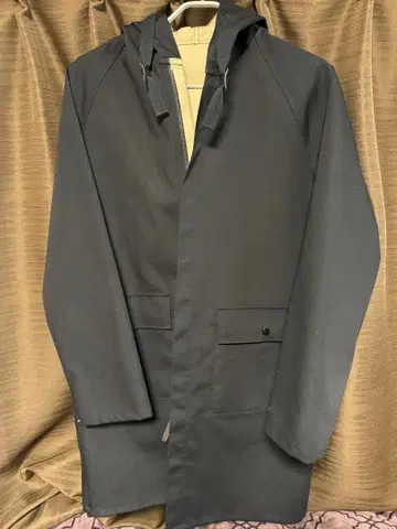 블랙 스텐카라 코트 JW 베이지와의 리버서블