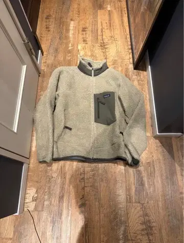 Patagonia 레트로X 2018년식 펠리컨