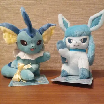 이브이 컬렉션 Eevee Collection 글레이시아 샤미드