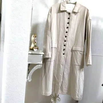 NAGALI 베이지 롱 코트