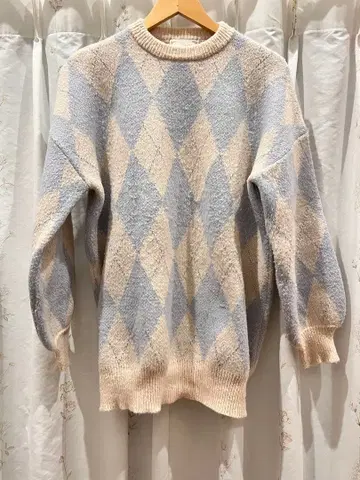 미셸 마카롱 스웨터