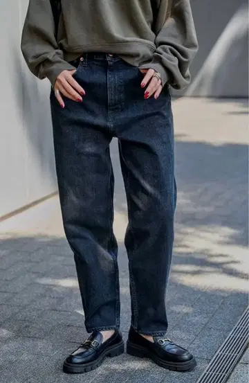 새상품급 RED CARD TOKYO Swing 테이퍼드 데님 23