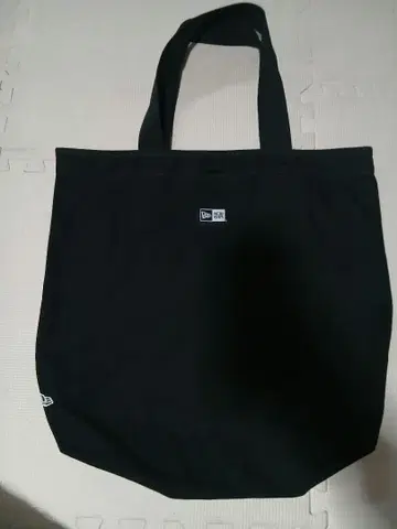 NEW ERA 라이트 토트백 14L 박스 로고 블랙