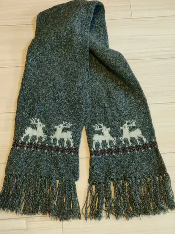 루돌프 무늬 그레이 계열 머플러