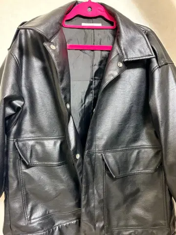 블랙 가죽 자켓