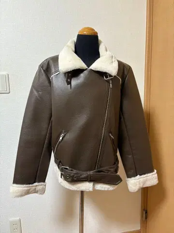 AZUL by moussy 인조 가죽 블루종 브라운