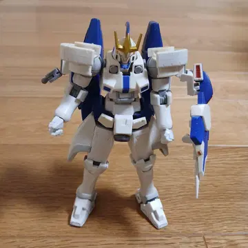 로봇혼 토르기스 3 건담 가동식 피규어 화이트/블루