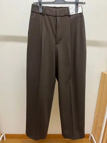 [ UNIQLO ] 턱 와이드 팬츠