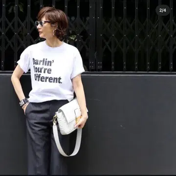 토미오카 요시코 씨 애용 리틀 달링 little darlin의 롱T