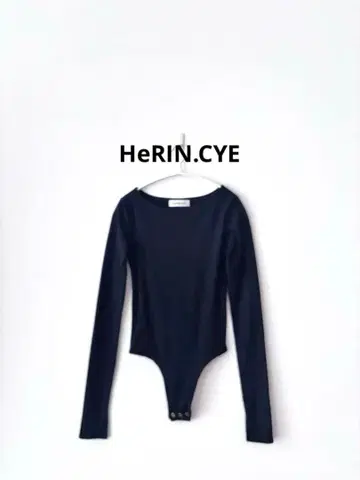 HeRIN.CYE 해린 도트 사이 Teleco back open tee
