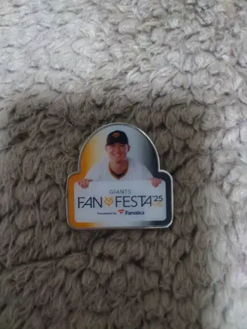 GIANTS FAN FESTA '25 핀 배지