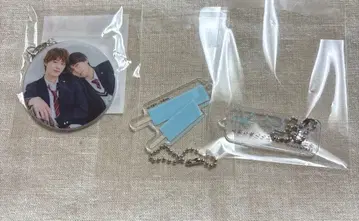 미성년 아크릴 키링