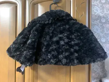 sheglit 퍼 케이프 블랙