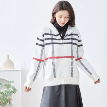 TRUbe 신상 체크 무늬 니트 블루종 후드티