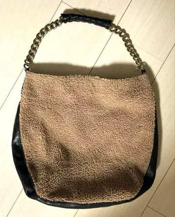 Clare V. 무스탕 x 가죽 콤비 숄더백