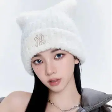 한국 MLB korea 고양이 귀 니트 모자 화이트