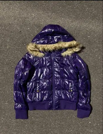 퍼 다운 y2k 헤이세이 오빠계 퍼플 광택