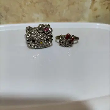 헬로키티 반지 세트 2개