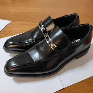 블랙 드레스 슈즈 메탈 버클 포함