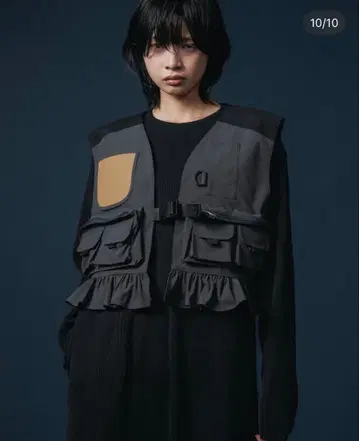 완판템 NON TOKYO MULTI POCKET 프릴 베스트 그레이