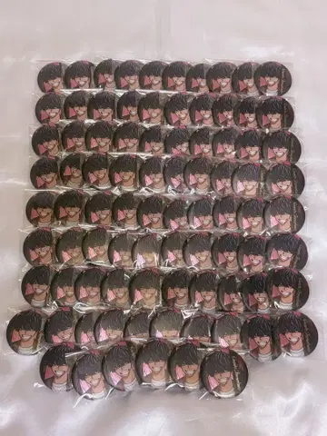 모모즈노 사쿠스케 메탈릭 캔뱃지 86개